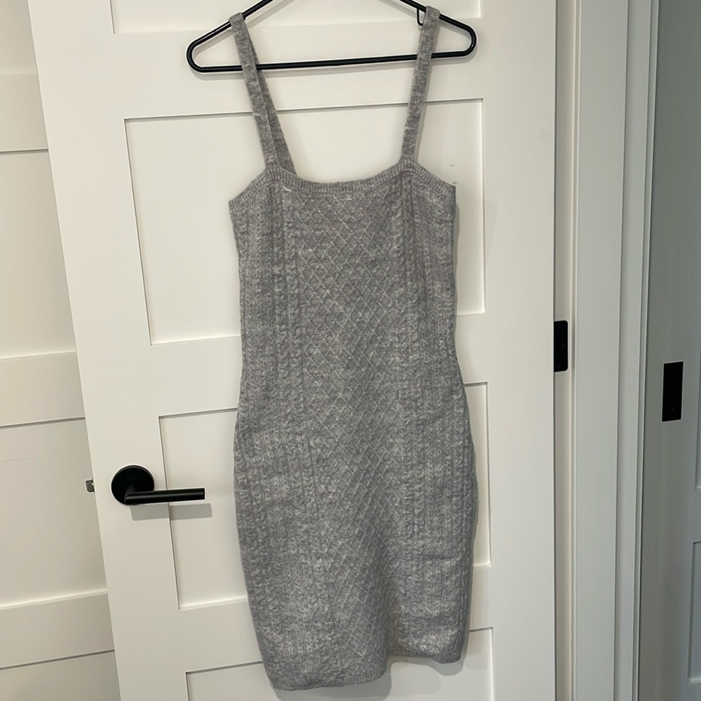 NWOT House of Harlow Gray Sweater Bodycon Midi Dress